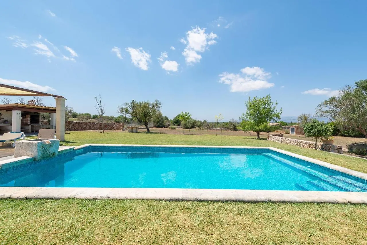 Villa Can Perello, Swimming Pool And Gardens 柳维