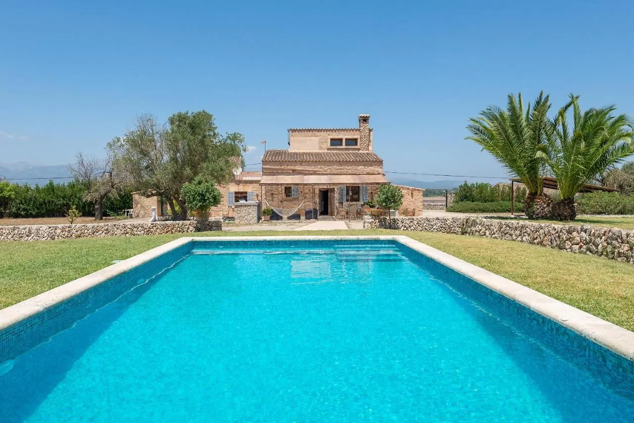 Villa Can Perello Llubí
