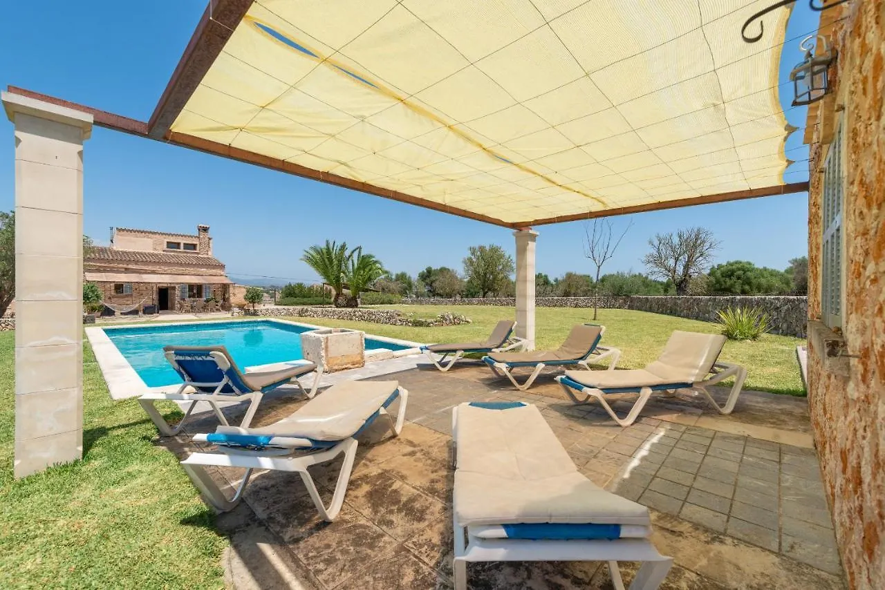 Villa Can Perello Llubí