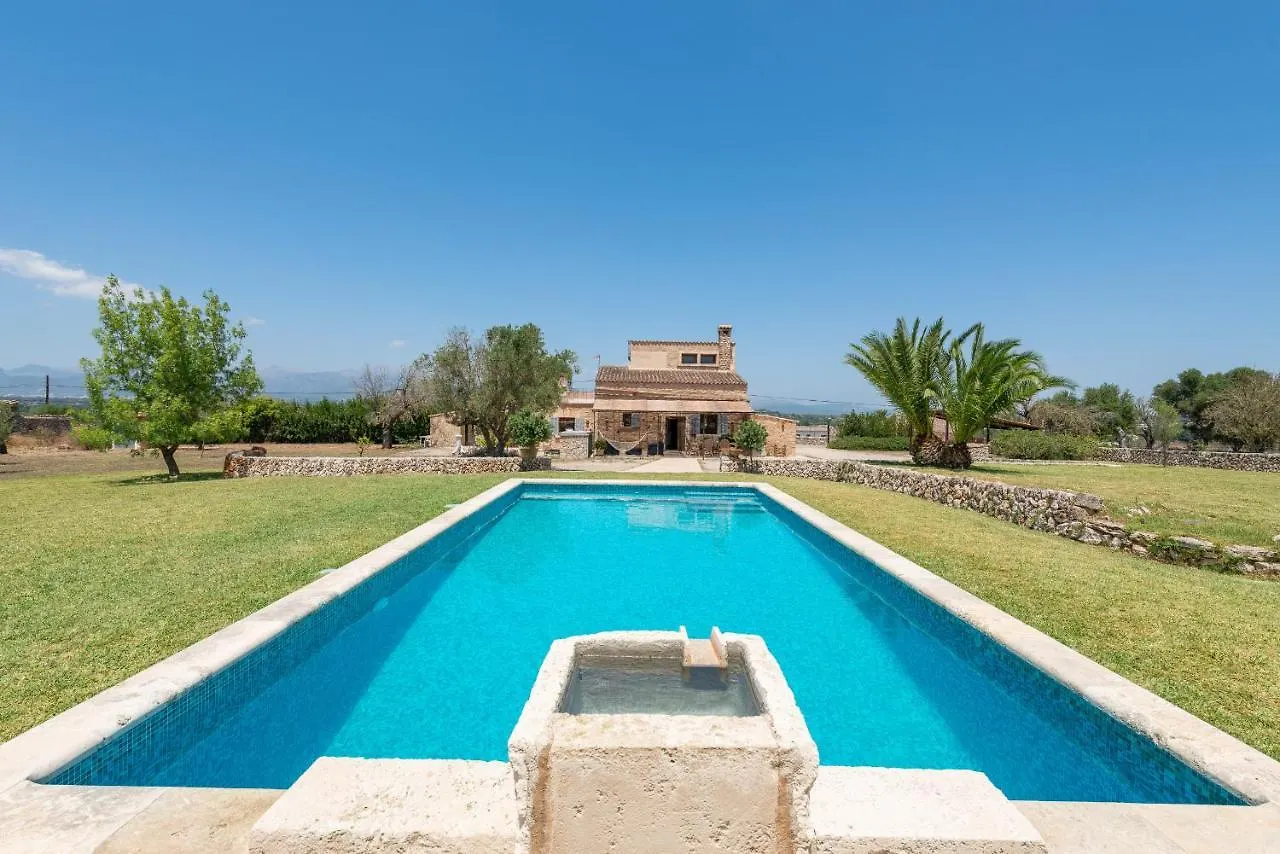 Villa Can Perello Llubí