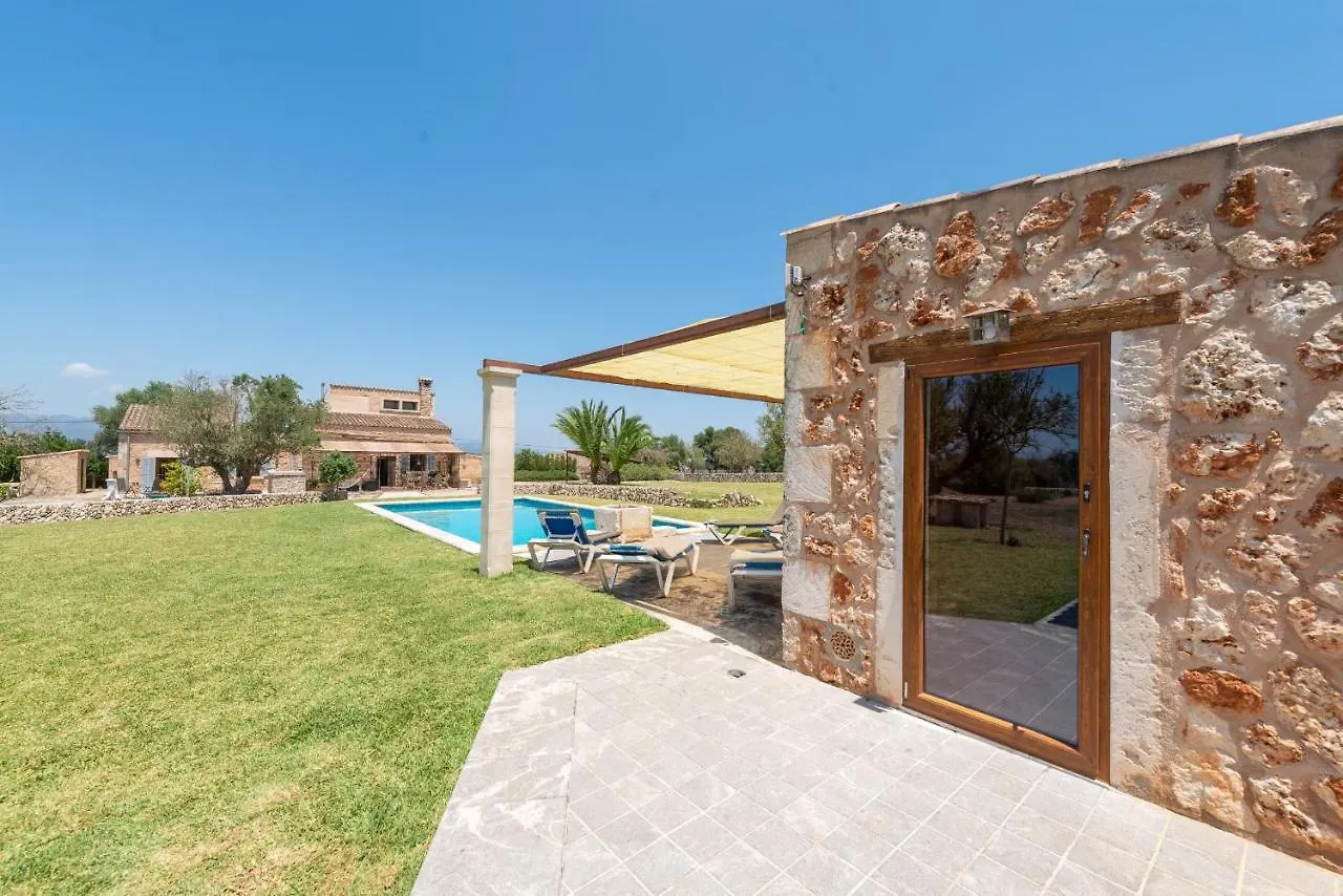 Villa Can Perello Llubí
